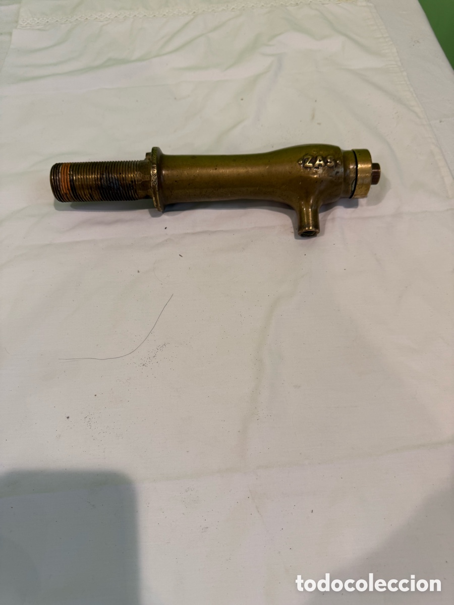 Antig&uuml;edades: Aut&eacute;ntico grifo antiguo de fuente p&uacute;blica Barcelona ZAS en bronce macizo con pulsador a&ntilde;os 1920-1930