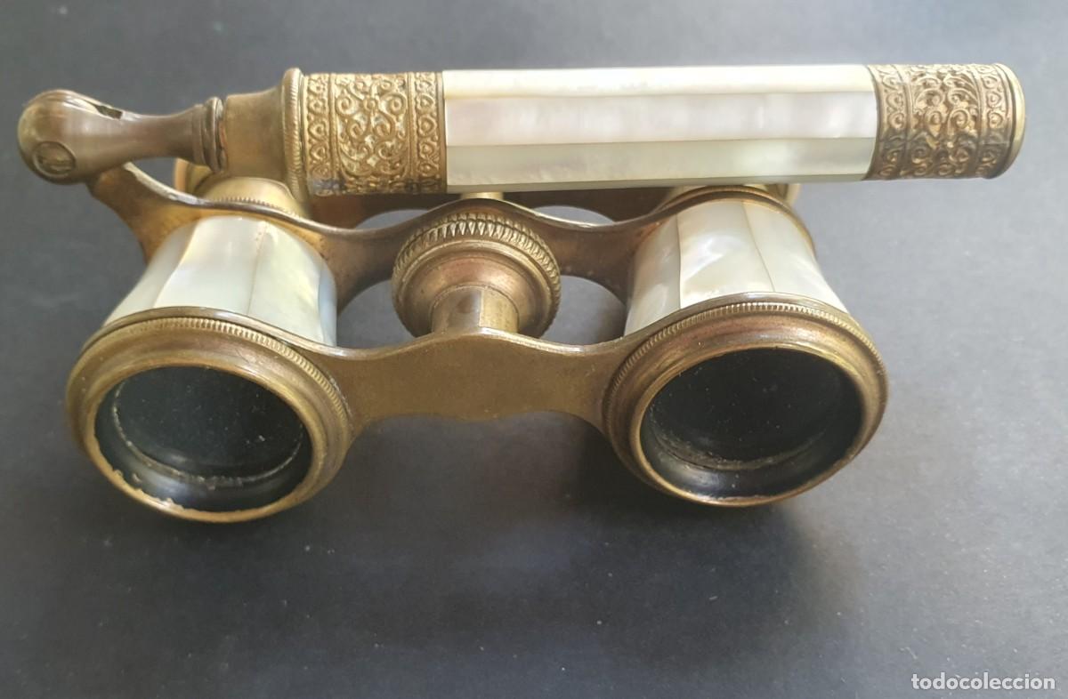Antig&uuml;edades: Antiguos Gemelos de Teatro Lorgnette, Mango Extensible &ndash; Lat&oacute;n y N&aacute;car &ndash; Belle &Eacute;poque (C. 1890/1910)