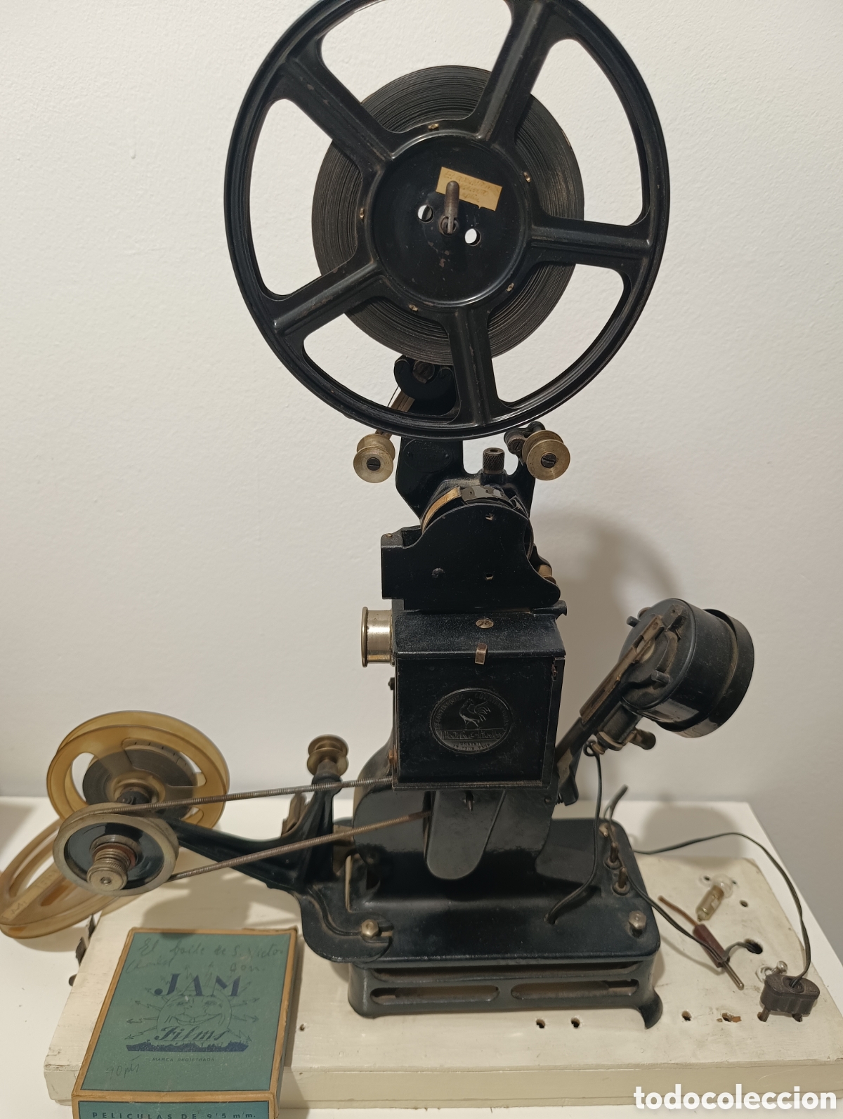 Antig&uuml;edades: Proyector path&eacute; 1911