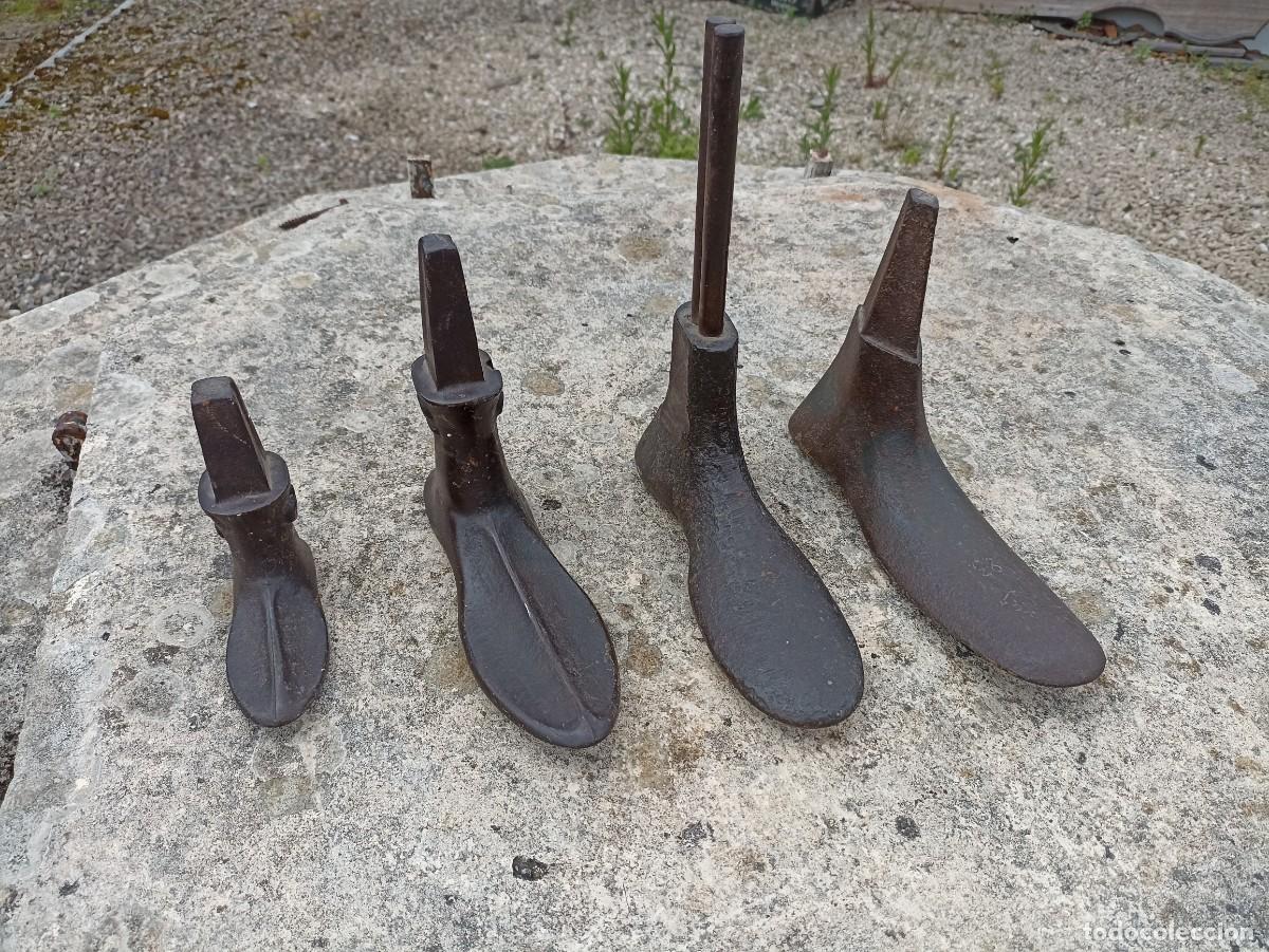 Antig&uuml;edades: Hormas de zapatero en hierro - Foto 1