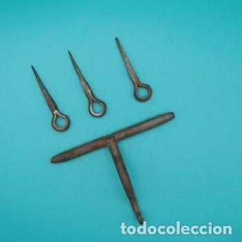 Antig&uuml;edades: Cerrojo de forja artesanal &ndash; Pasador completo-Puertas y ventanas rusticas-Muebles antiguos.