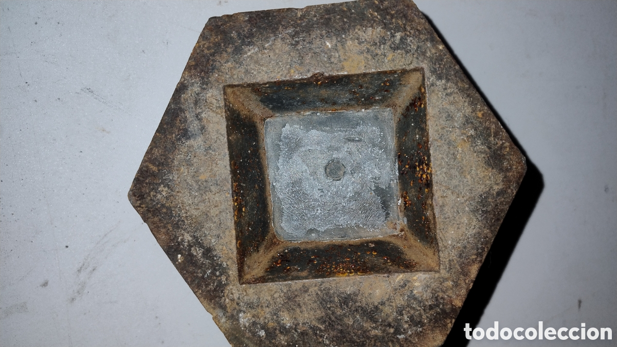 Antig&uuml;edades: Pesa hexagonal marca Alba cinco kilos - Foto 3