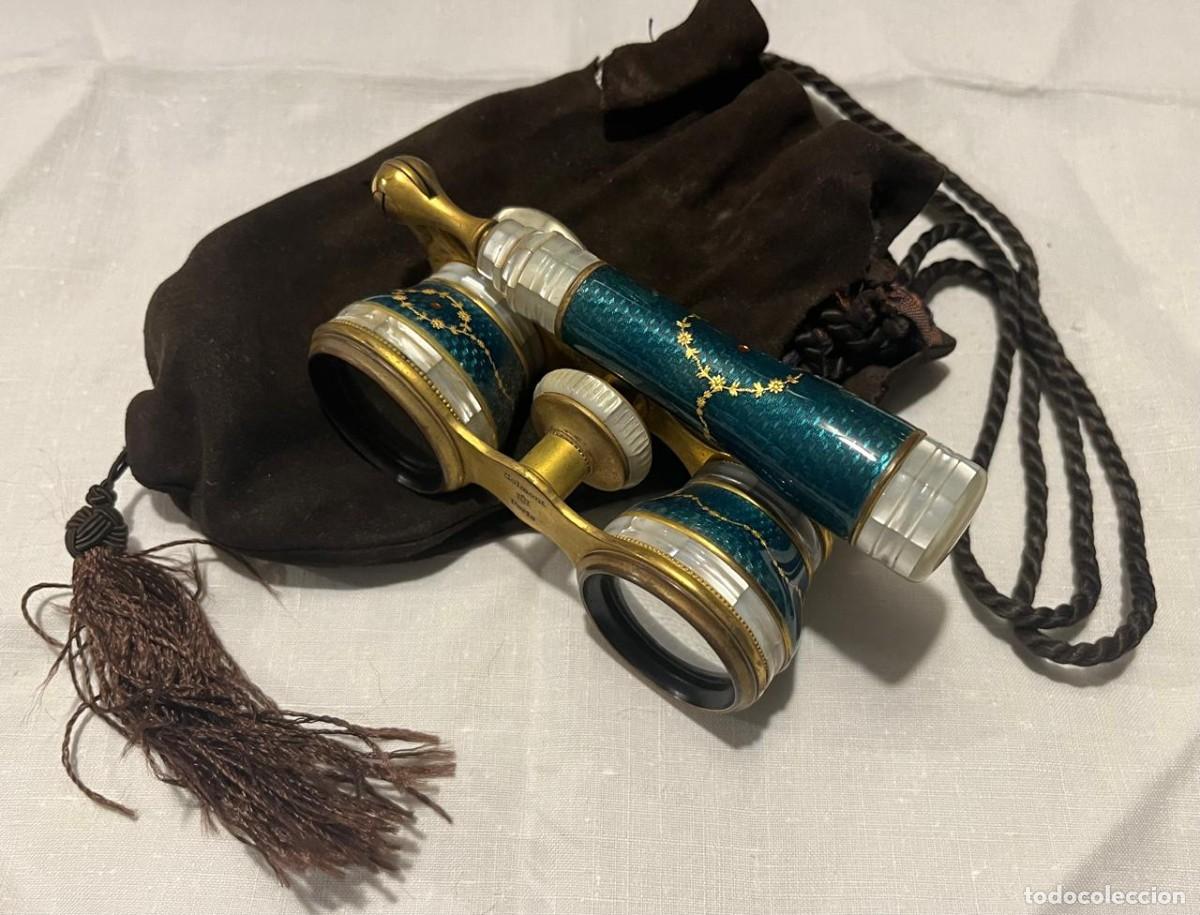 Antiques: Prismatico de opera Colmont ,Paris.Esmalte guilloche verde y dorado.Lorgnette
