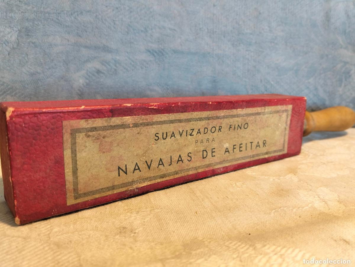 Antiquit&auml;ten: Suavizador fino antiguo para navaja de afeitar afilador de cuero en caja de cart&oacute;n a&ntilde;os 40-50