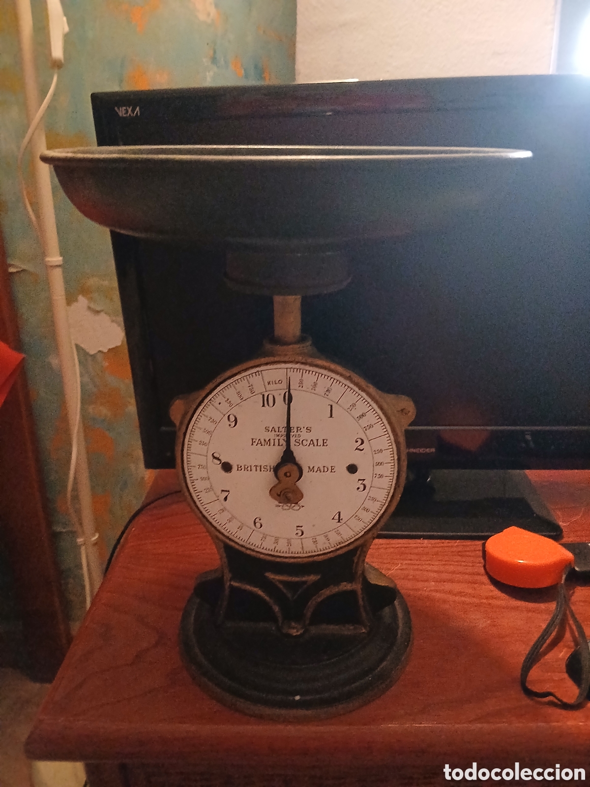 Antig&uuml;edades: Balanza Salter's Family scale. British made. Altura 32 cms