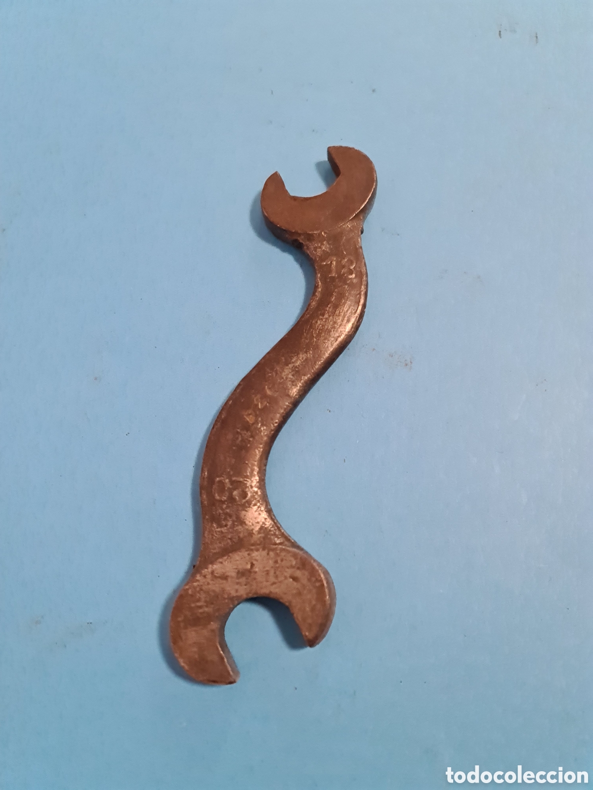 Antig&uuml;edades: Llave curva n&deg;18/20. - Foto 2