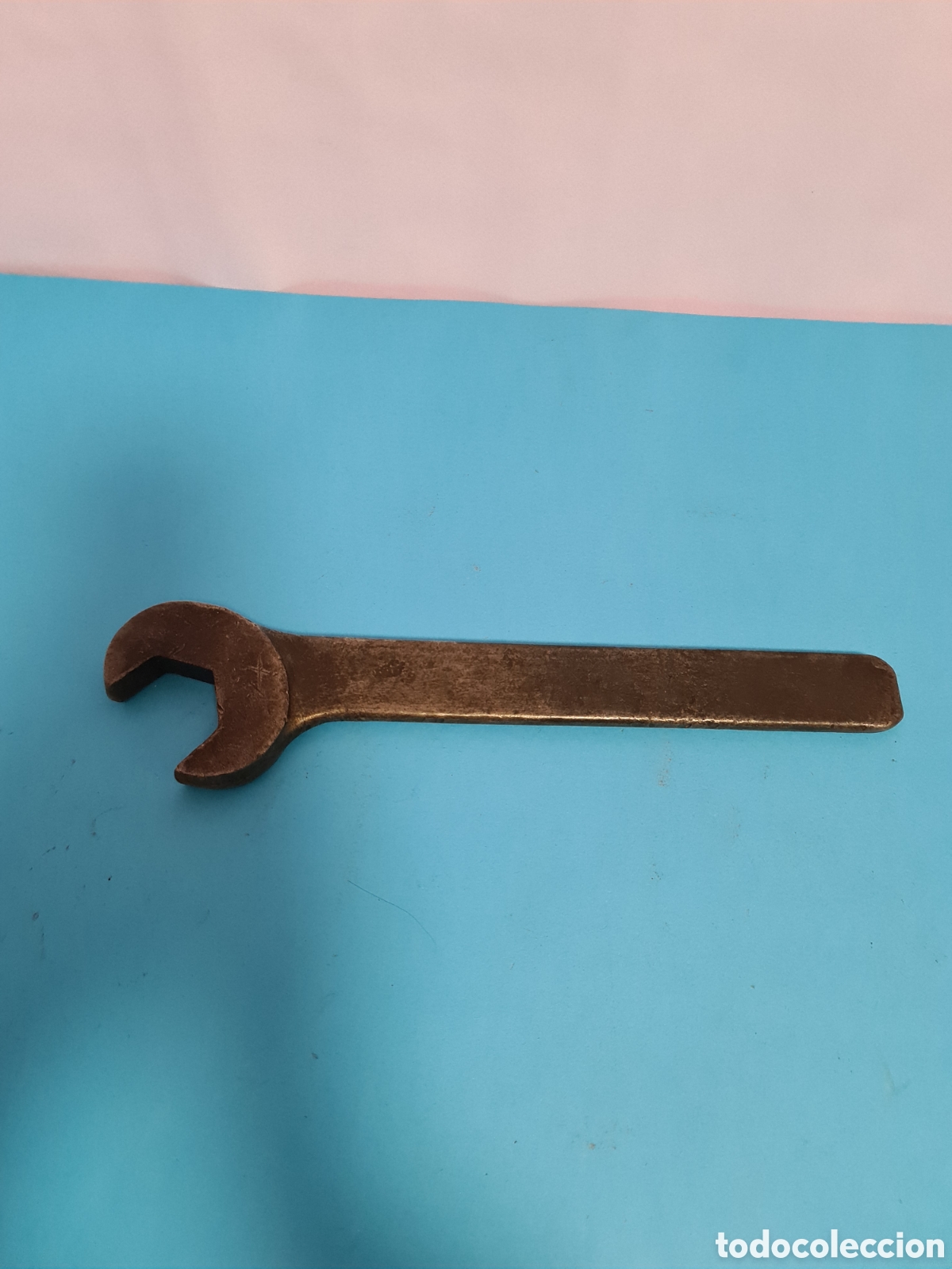 Antig&uuml;edades: Llave antigua de mec&aacute;nica.