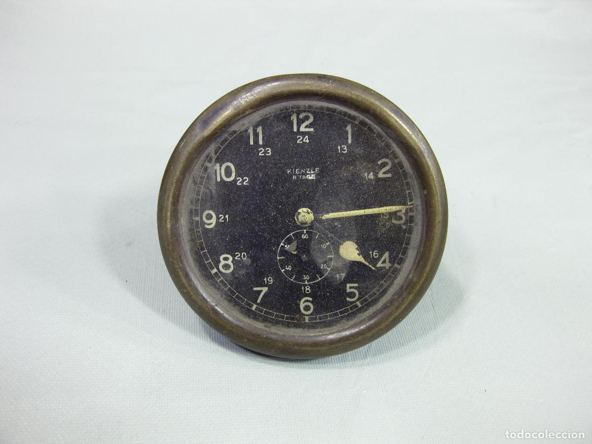Antig&uuml;edades: ANTIGUO RELOJ DE AUTOMOVIL KIENZLE 6 DIAS CUERDA.