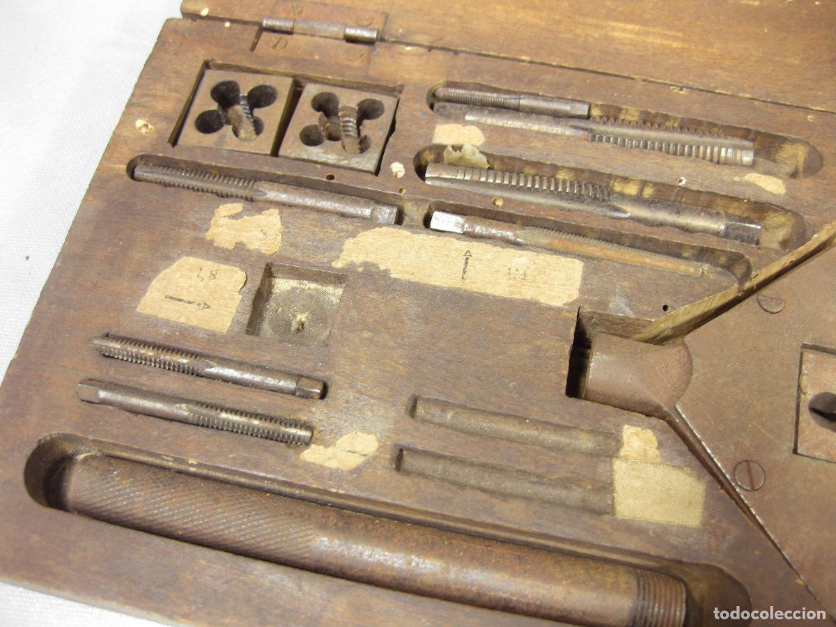 Antig&uuml;edades: ANTIGUA CAJA CON TERRAJAS DE HIERRO - Foto 3