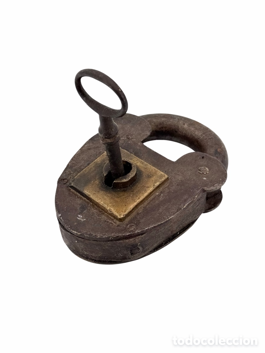 Antig&uuml;edades: Antiguo Candado con Llave