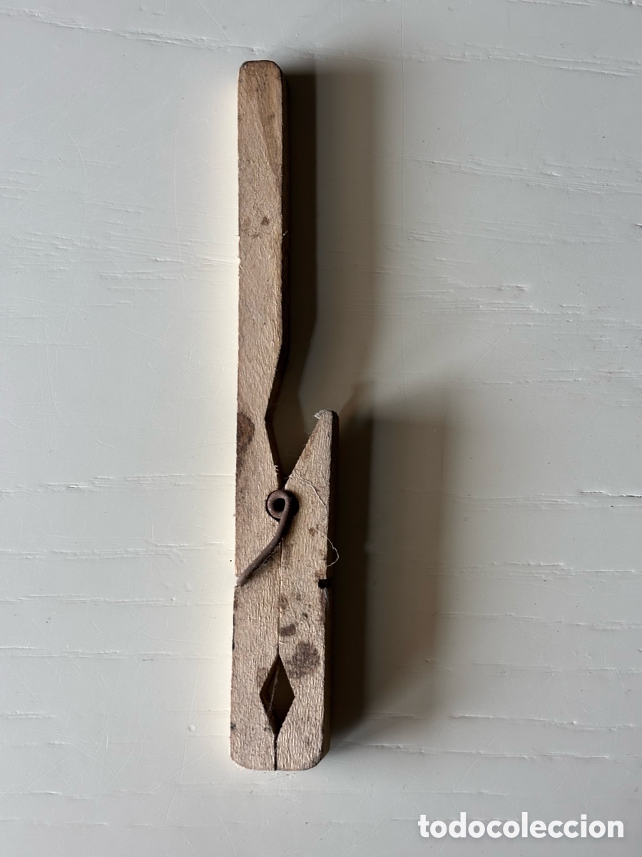 Antig&uuml;edades: Antigua pinza de laboratorio de madera - Foto 3