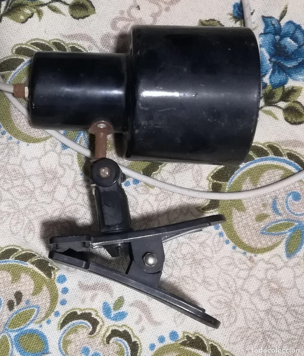 Antig&uuml;edades: Antigua lampara de mesa flexo, con pinza - Funciona - Foto 2