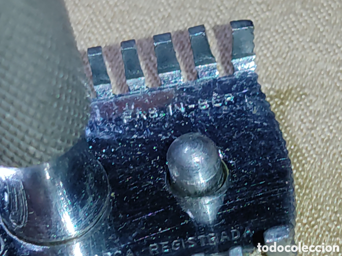 Antig&uuml;edades: Maquinilla Beter y Cuchilla de afeitar Gillette. - Foto 3