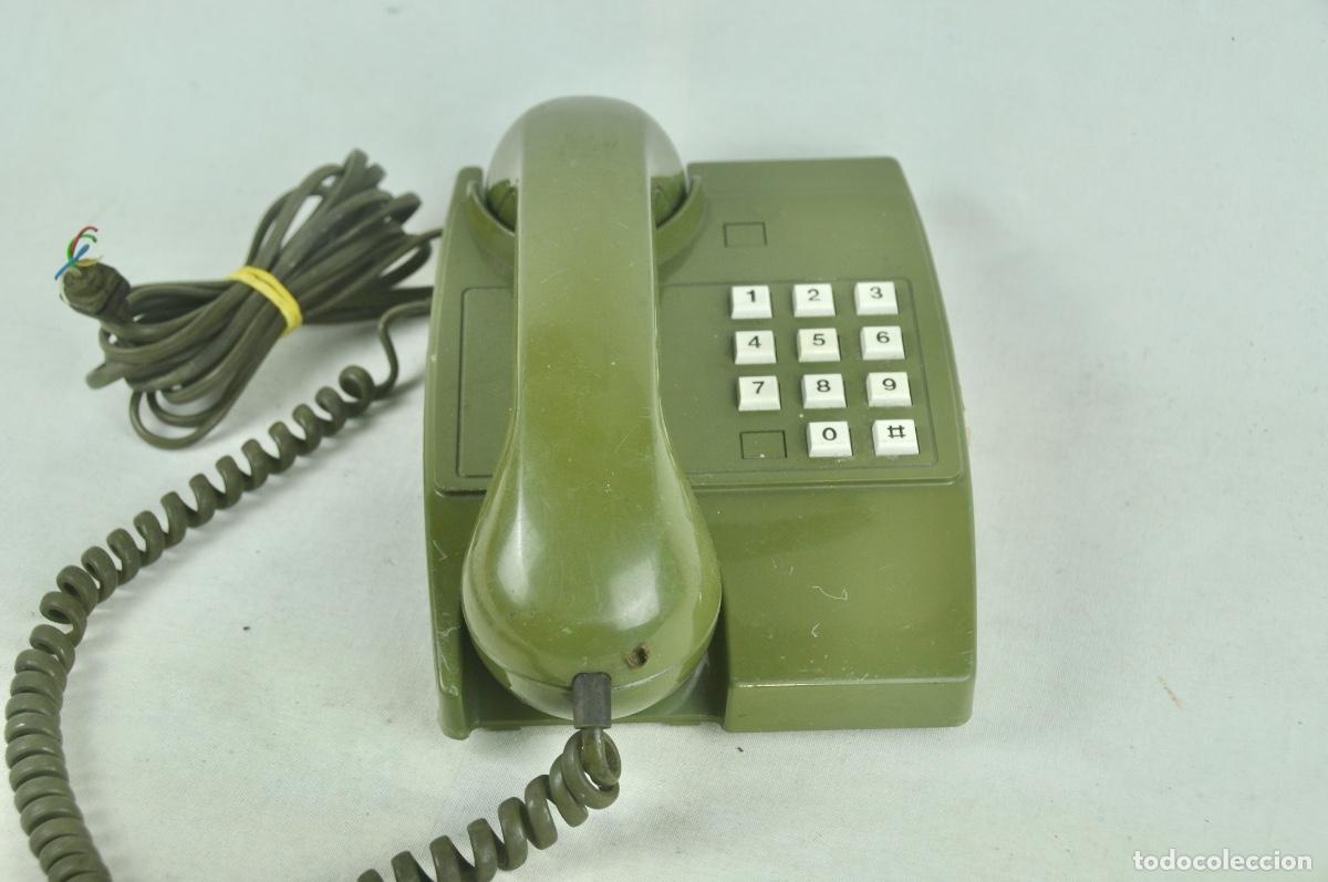 Tel&eacute;fonos: Tel&eacute;fono verde oscuro con teclas blancas - Foto 2