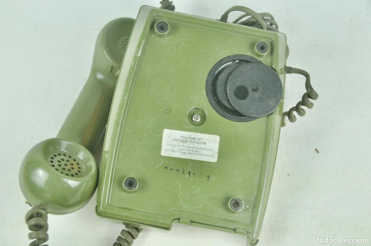 Tel&eacute;fonos: Tel&eacute;fono verde oscuro con teclas blancas - Foto 6