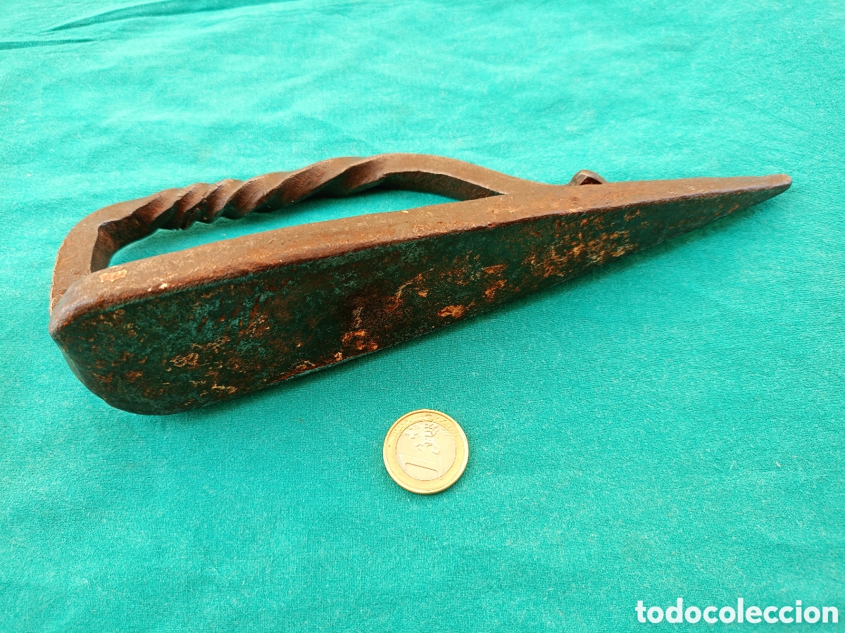Antig&uuml;edades: PLANCHA DE HIERRO FORJADO S. XVIII - Foto 3