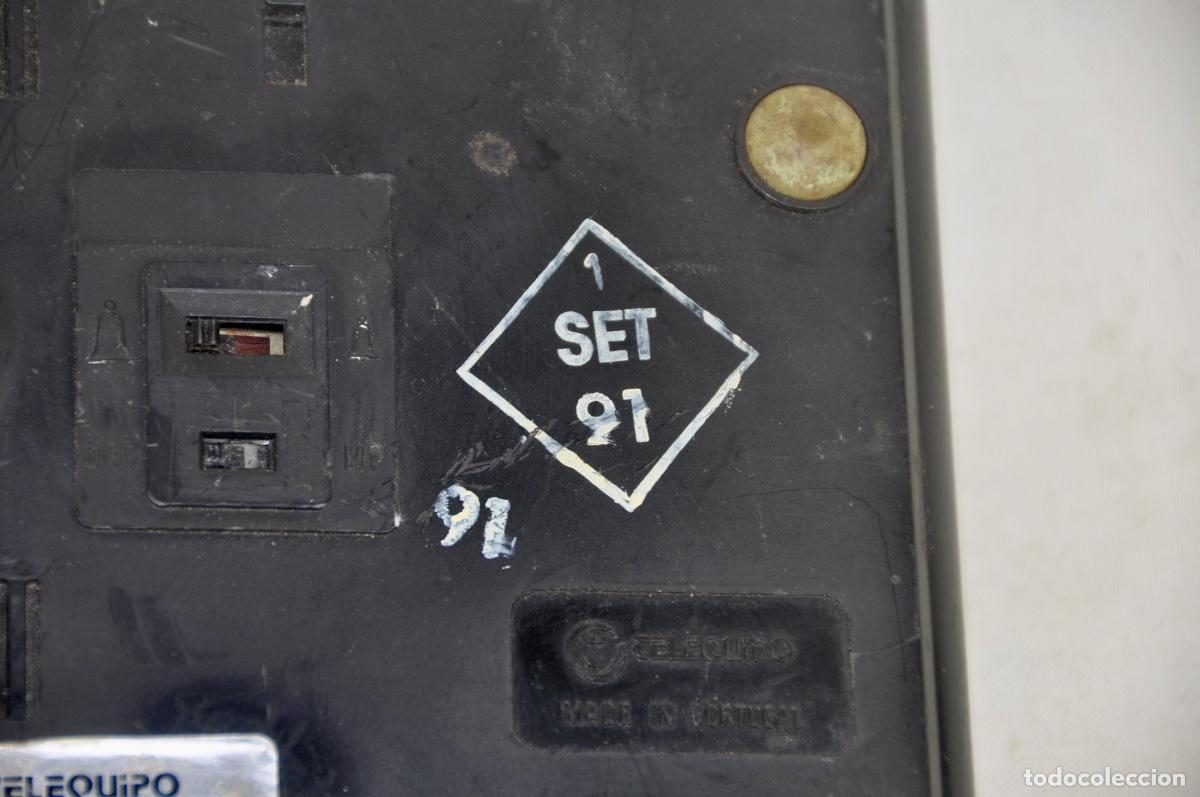 Tel&eacute;fonos: Tel&eacute;fono de teclas verde claro botones negros - Foto 6