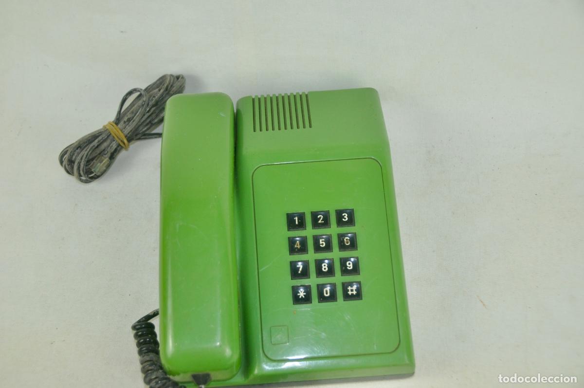 Tel&eacute;fonos: Tel&eacute;fono verde claro con teclas - Foto 3