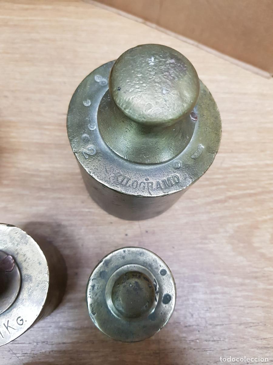 Antig&uuml;edades: LOTE DE 12 PESAS-BRONCE - Foto 3