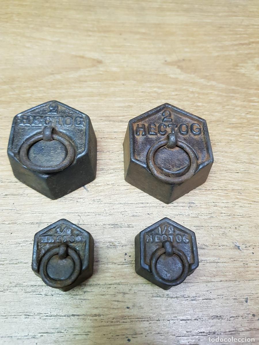 Antig&uuml;edades: LOTE DE 4 PESAS-2 DE 2 HECTOGRAMOS Y 2 DE 1/2 HECTOGRAMO