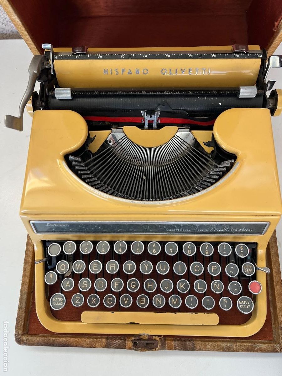 Antig&uuml;edades: MAQUINA DE ESCRIBIR HISPANO OLIVETTI STUDIO 46 COLOR MOSTAZA A&Ntilde;OS 50