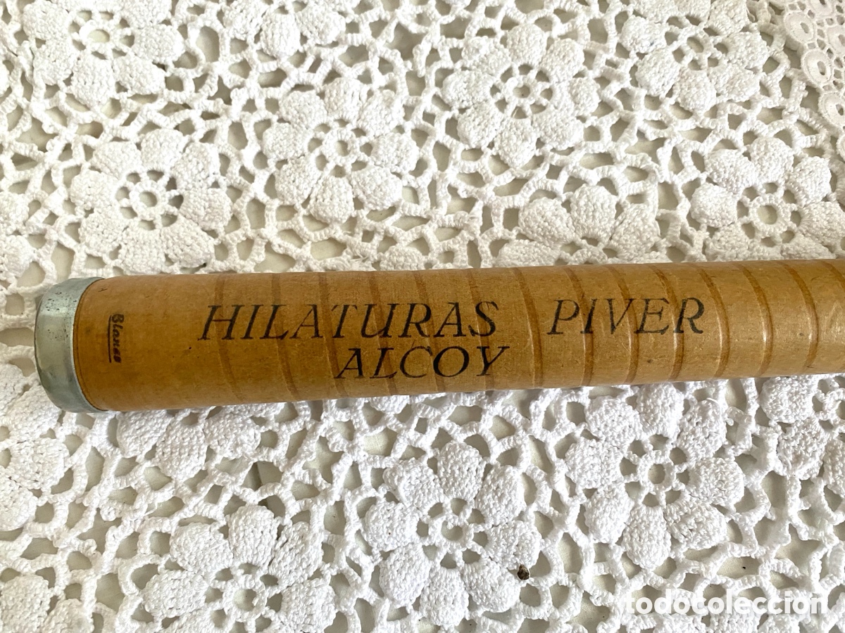 Antig&uuml;edades: Antiguas bobinas de hilo y material de telar industrial - Foto 4