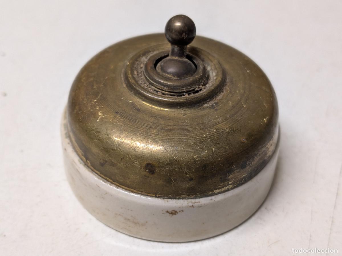 Antig&uuml;edades: ANTIGUO INTERRUPTOR DORADO - Foto 2