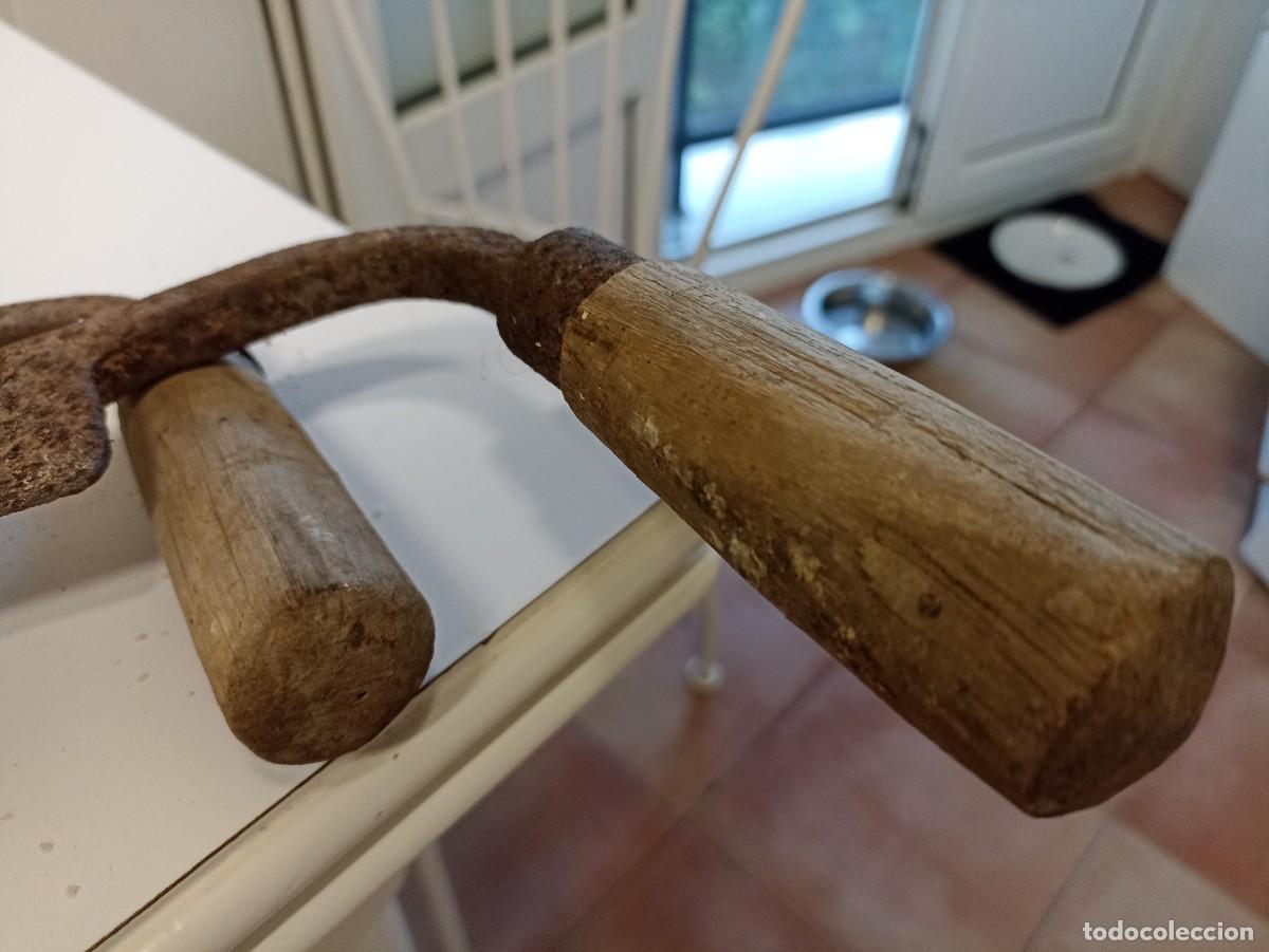Antig&uuml;edades: Dos bastrenes de medio metro - Foto 11