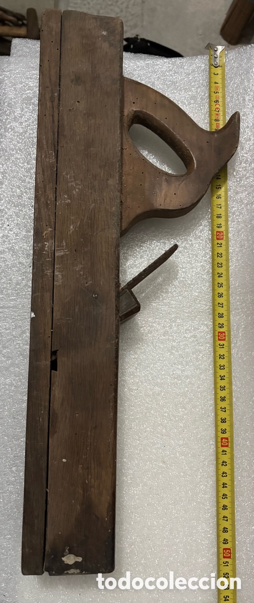 Antig&uuml;edades: Garlopa de madera para carpinter&iacute;a S.XX 50cm