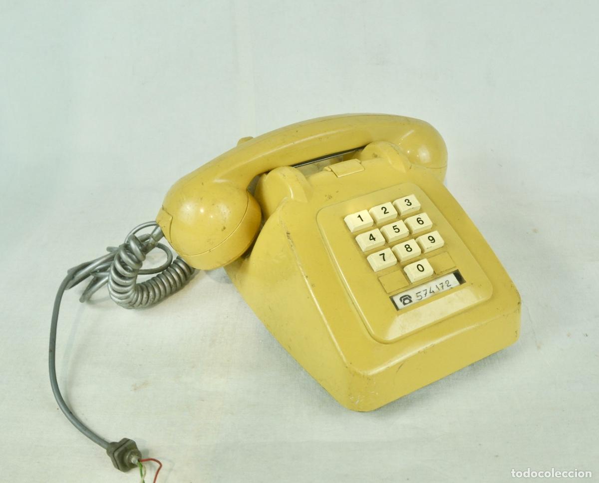 T&eacute;l&eacute;phones: Tel&eacute;fono de teclas beige