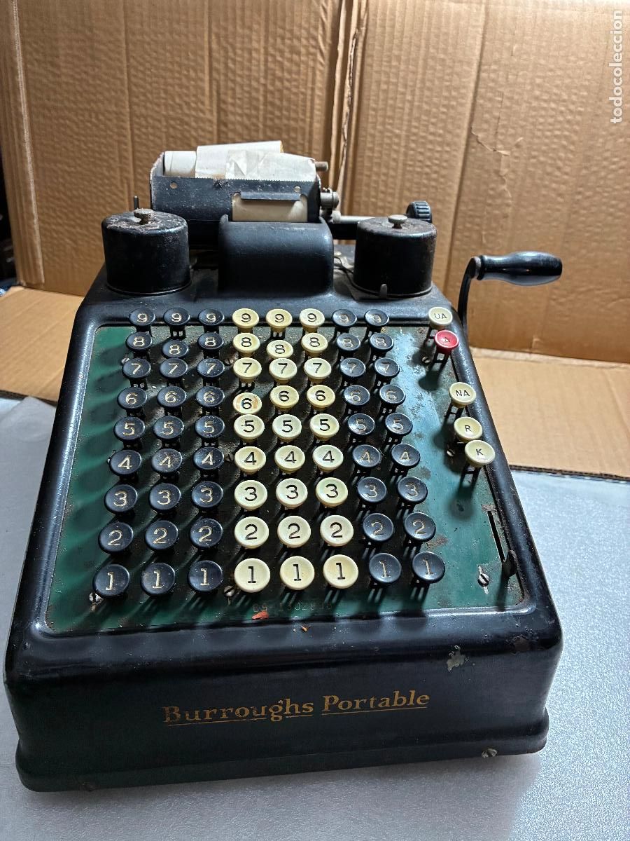 Antig&uuml;edades: Antigua maquina sumadora Burroughs a&ntilde;os 20 made in Canada no probada, las teclas van