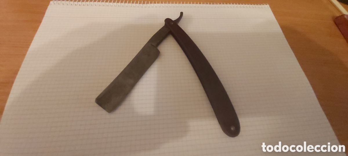 Antig&uuml;edades: NAVAJA DE AFEITAR MONSERRAT 14. 29 CTM HOJA