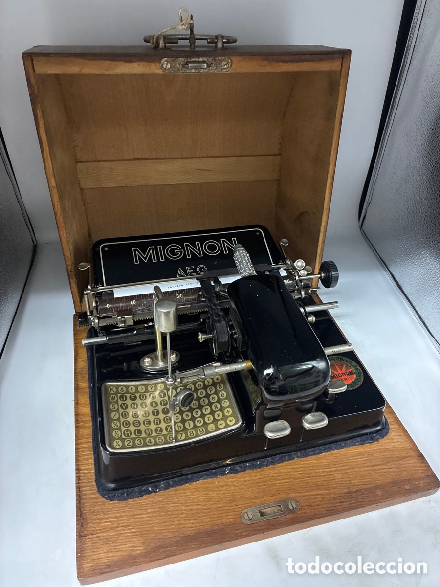 Antig&uuml;edades: M&aacute;quina de escribir MIGNON Modelo 4. - Foto 1
