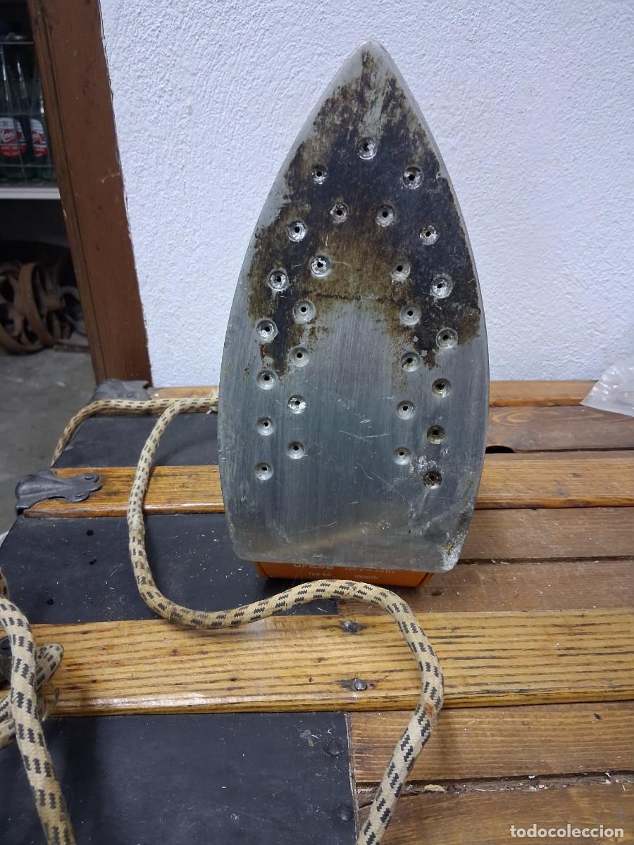 Antig&uuml;edades: Plancha para la ropa Ufesa Typ 40 - Foto 2