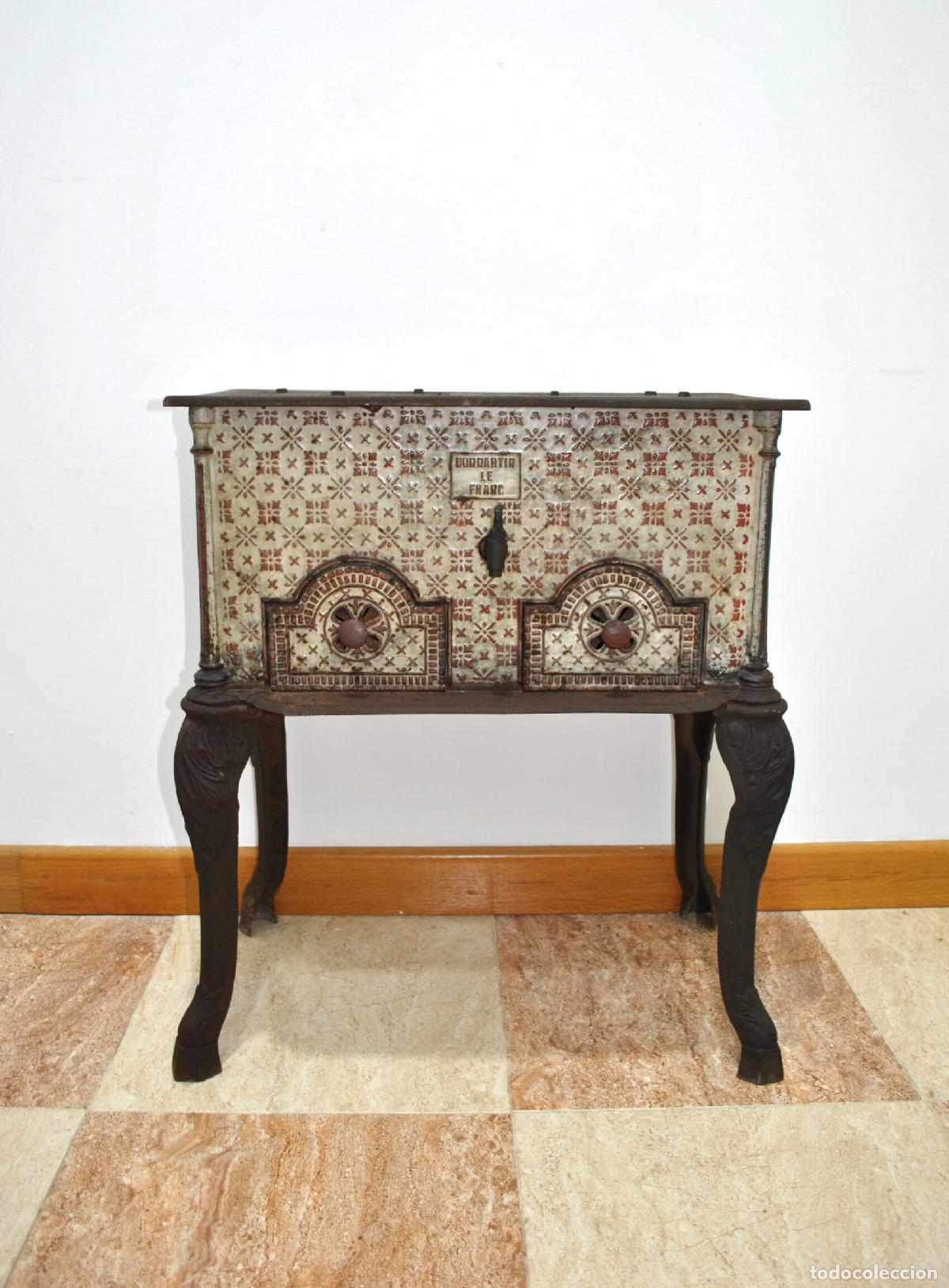 Antig&uuml;edades: Cocina antigua hierro y azulejos esmaltados