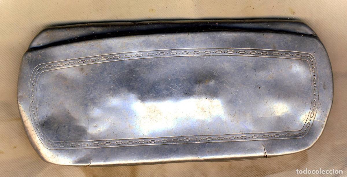 Antig&uuml;edades: ANTIGUAS GAFAS CON ANTIGUO ESTUCHE DE ALIUMINIO.- FALTA UN CRISTAL.-