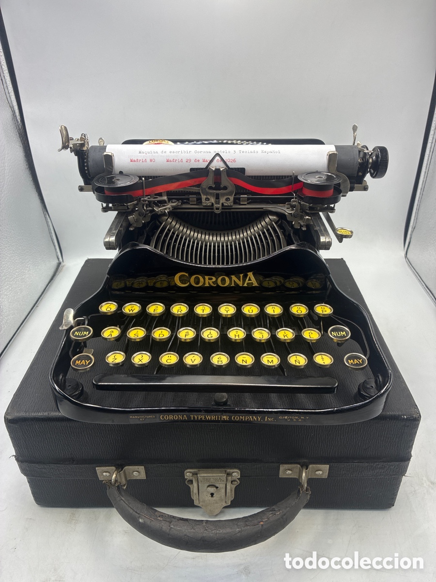Antig&uuml;edades: M&aacute;quina de Escribir Corona Plegable Modelo 3.