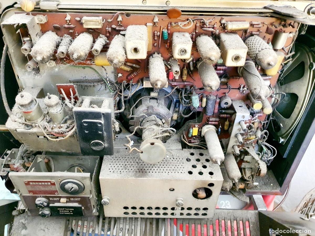 Antig&uuml;edades: Televisor de v&aacute;lvulas Inter 261. 1967. - Foto 8