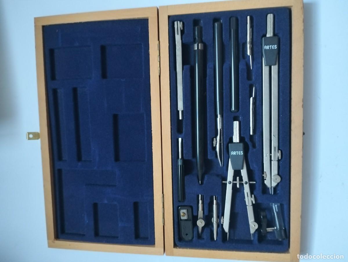 Antig&uuml;edades: Estuche comp&aacute;s completo- Artes-