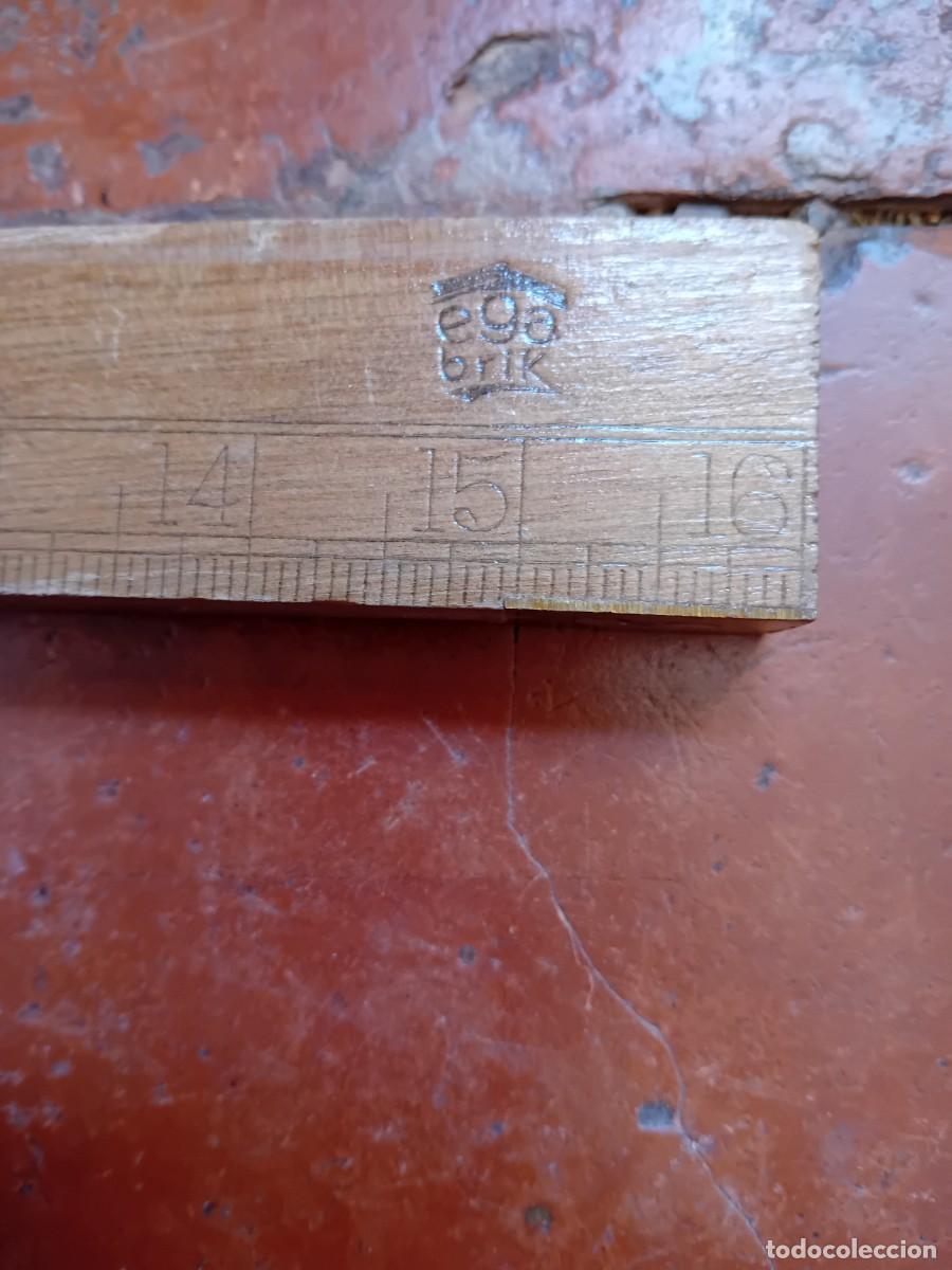 Antig&uuml;edades: Nivel marca Ega Brik de madera y lat&oacute;n - Foto 4