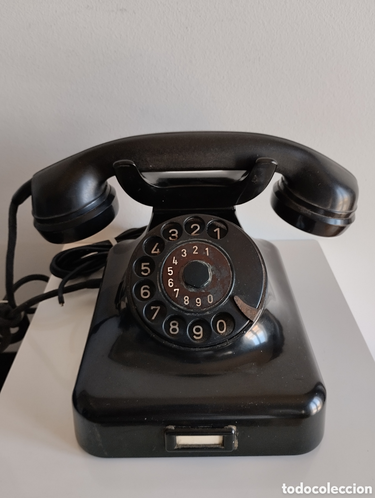 Tel&eacute;fonos: Antiguo Telefono de Baquelita Negro. (Angel).