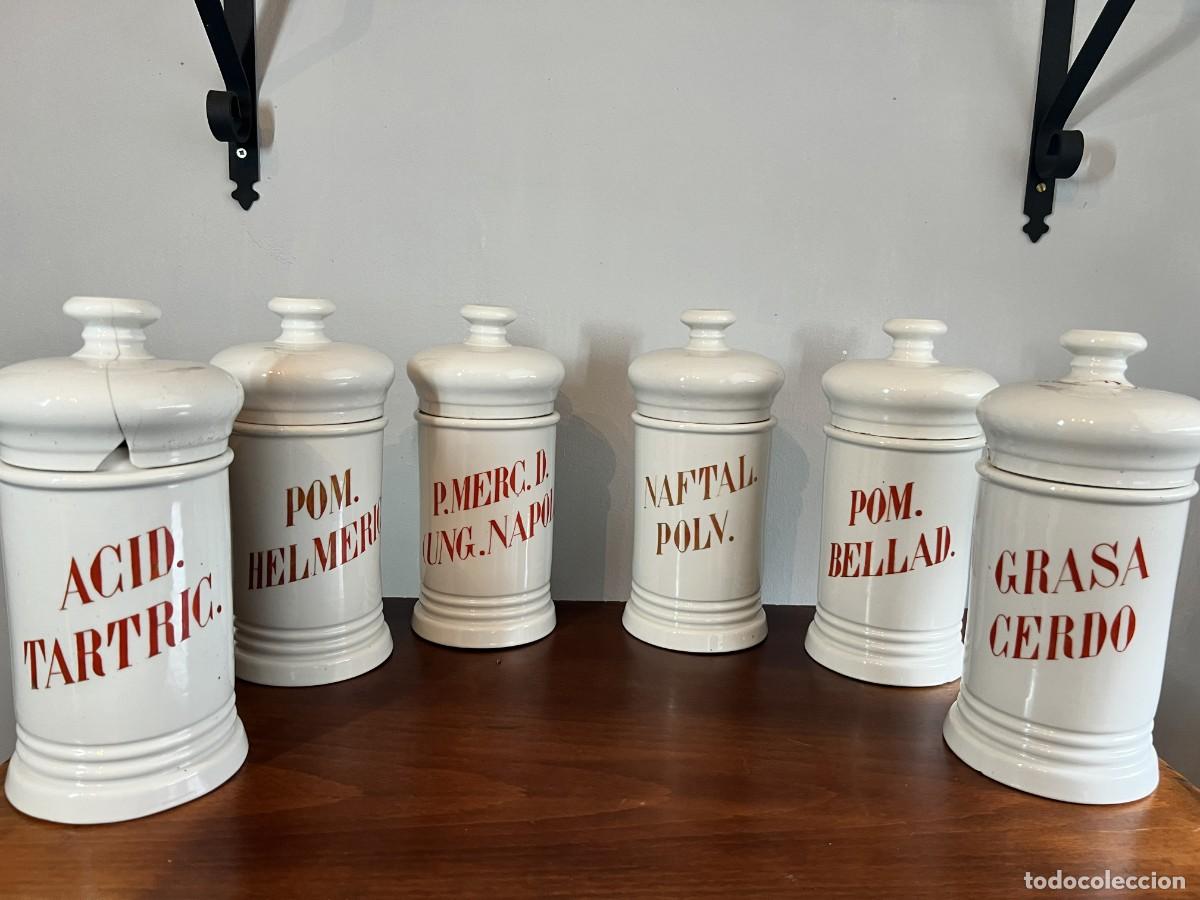 Antig&uuml;edades: Gran Lote de 6 Botes de Farmacia / Albarelos de Porcelana. Botamen botica antigua.