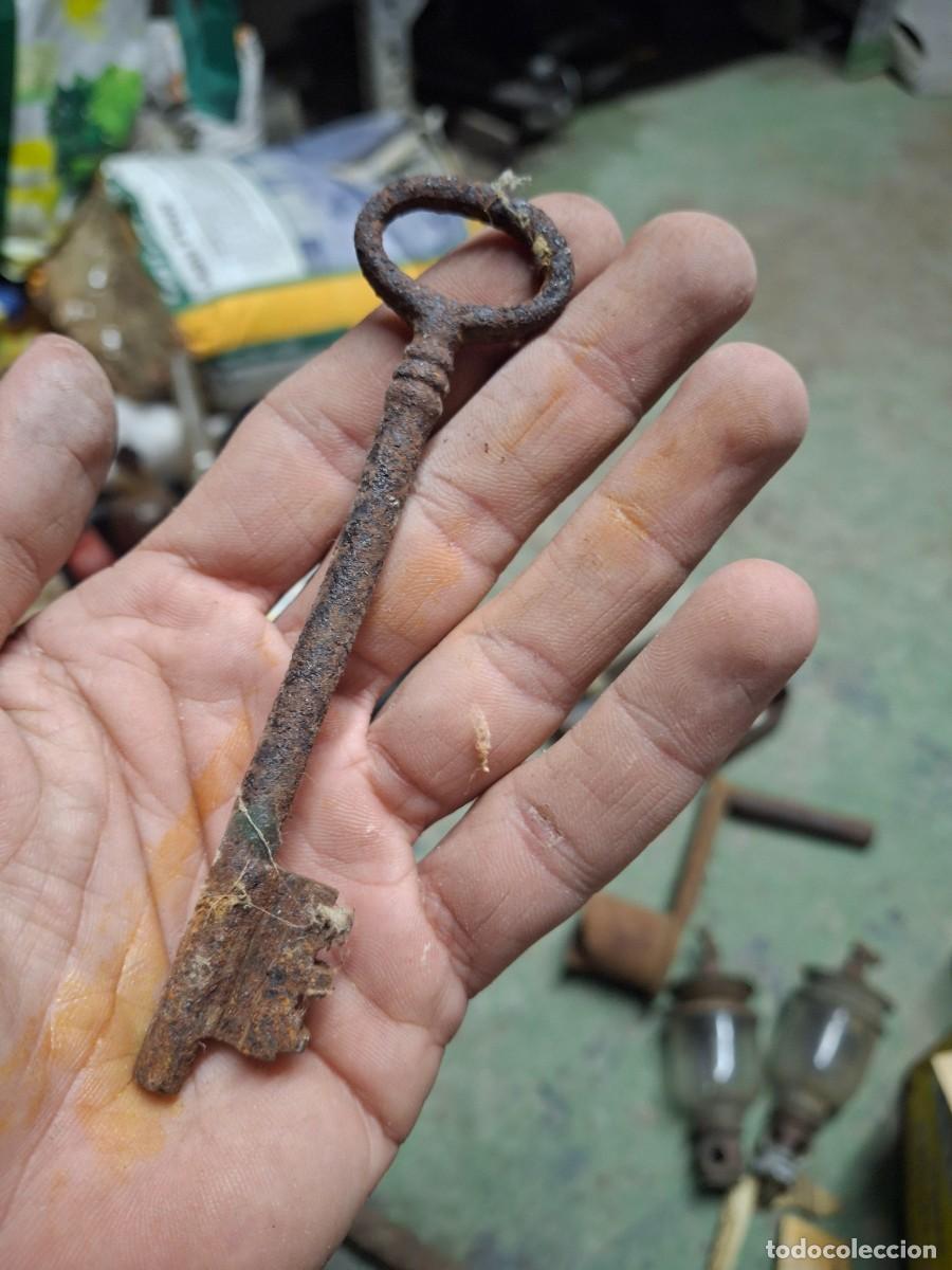 Antig&uuml;edades: Antigua llave de hierro cerrajer&iacute;a vintage