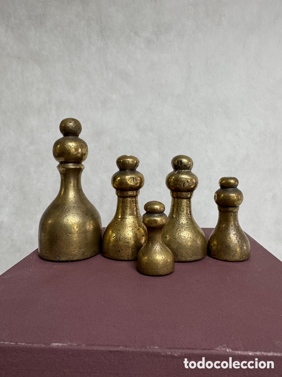 Antig&uuml;edades: Antiguo juego de pesas sicilianas