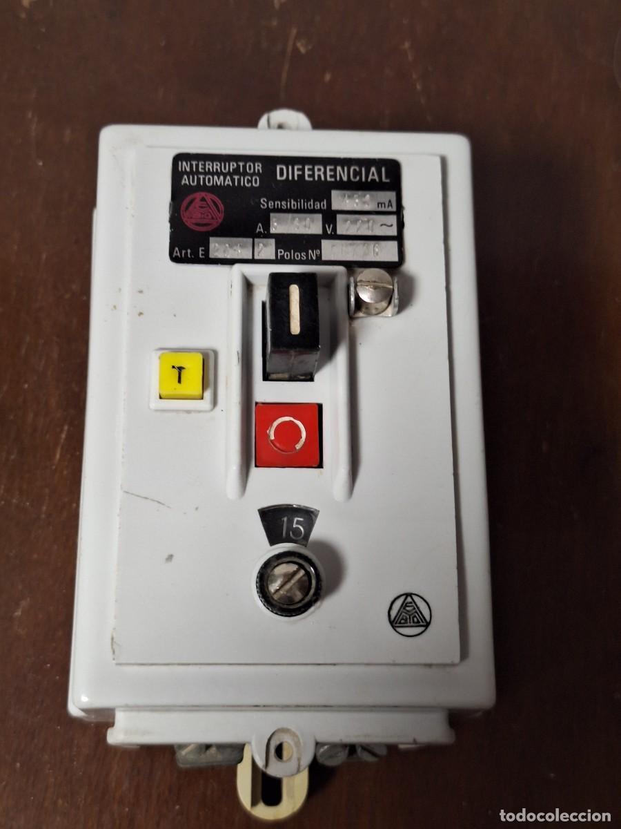 Antig&uuml;edades: Antiguo Interruptor Diferencial Autom&aacute;tico Marca ENVID Electricidad Hogar e Industrial