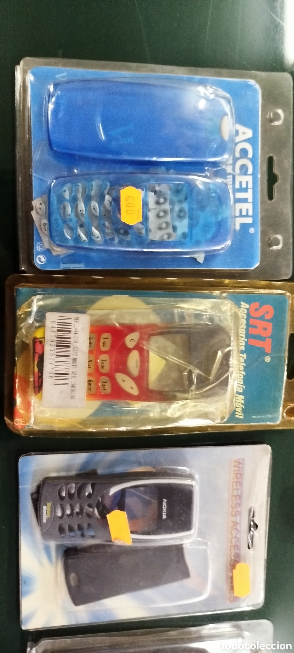 Tel&eacute;fonos: Nokia 3210 carcasas varias - Foto 2