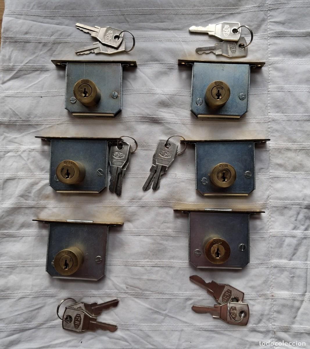 Antig&uuml;edades: Cerraduras AGA para muebles - Foto 2