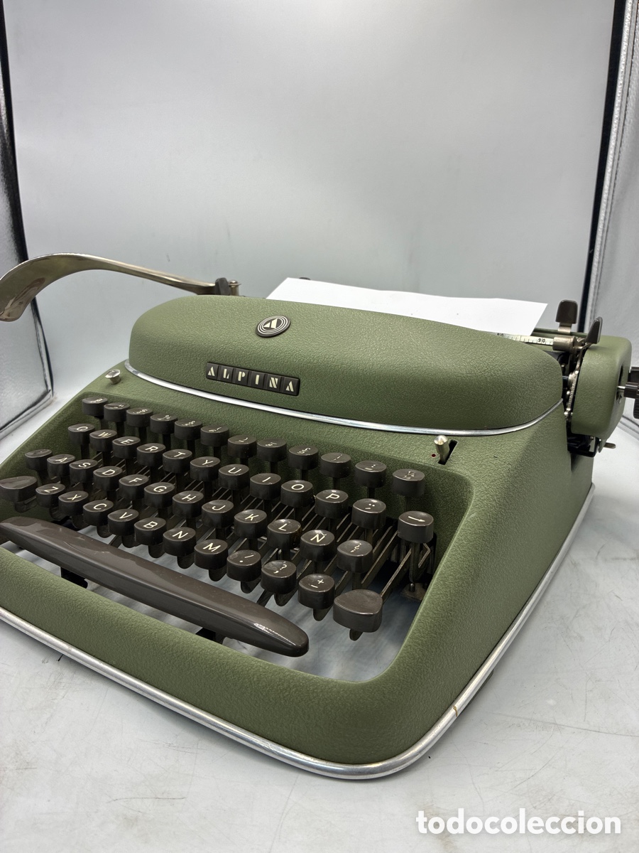 Antig&uuml;edades: M&aacute;quina de escribir Alpina. - Foto 6