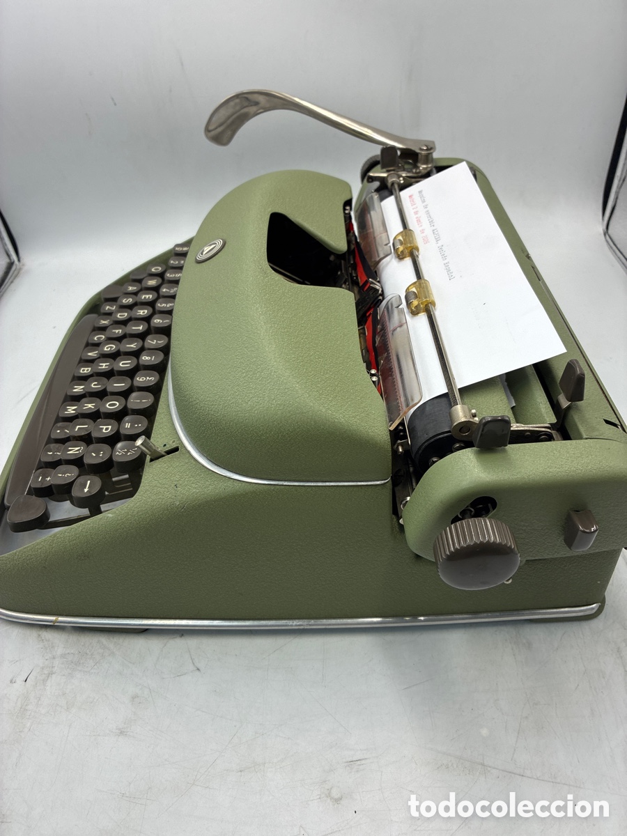 Antig&uuml;edades: M&aacute;quina de escribir Alpina. - Foto 7