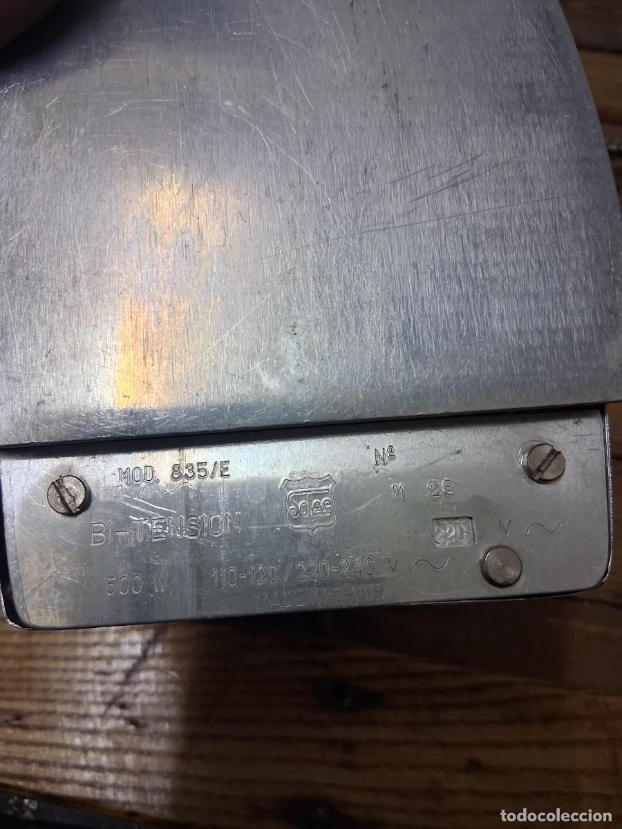 Antig&uuml;edades: Plancha para la ropa marca solac electrica Modelo 835/E - Foto 3